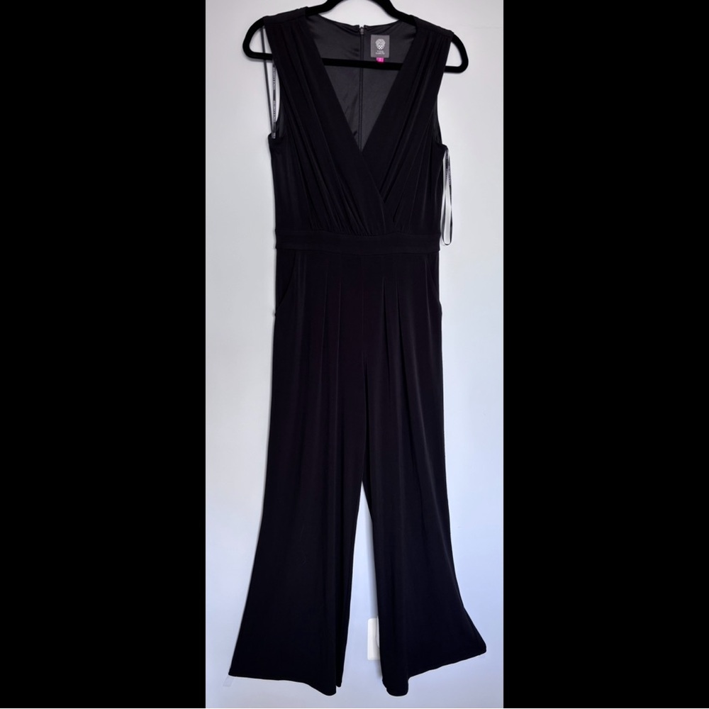 Vince Camuto Black Sleeveless Jumpsuit – Size Small